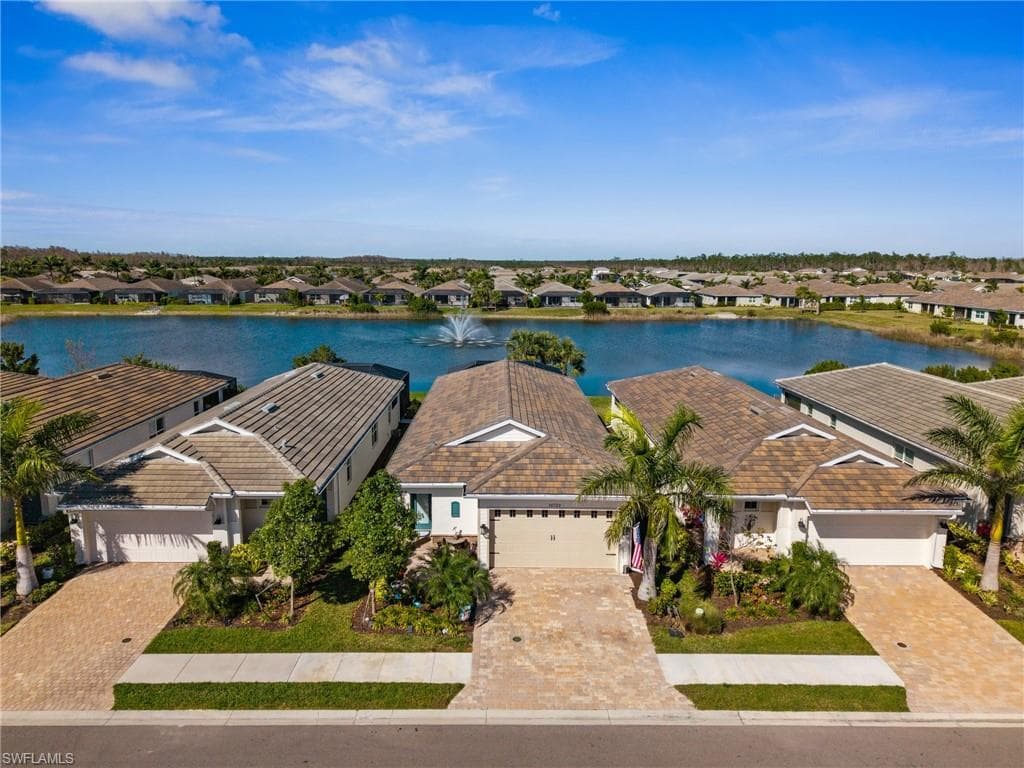 16729 Seasons Coast Dr, Bonita Springs, FL 34135-29