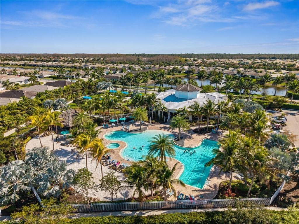 16729 Seasons Coast Dr, Bonita Springs, FL 34135-38