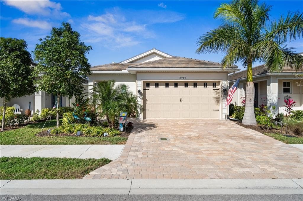 16729 Seasons Coast Dr, Bonita Springs, FL 34135-4