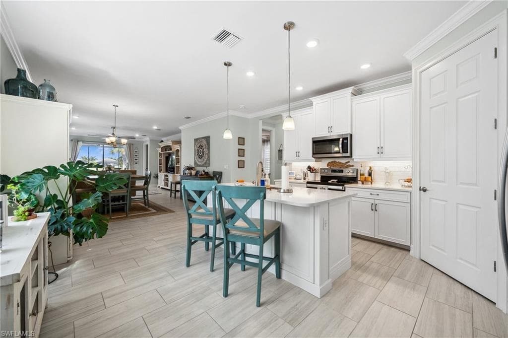16729 Seasons Coast Dr, Bonita Springs, FL 34135-5