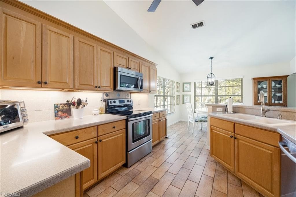 5644 Sandlewood Ct 1903, Naples, FL 34110-11