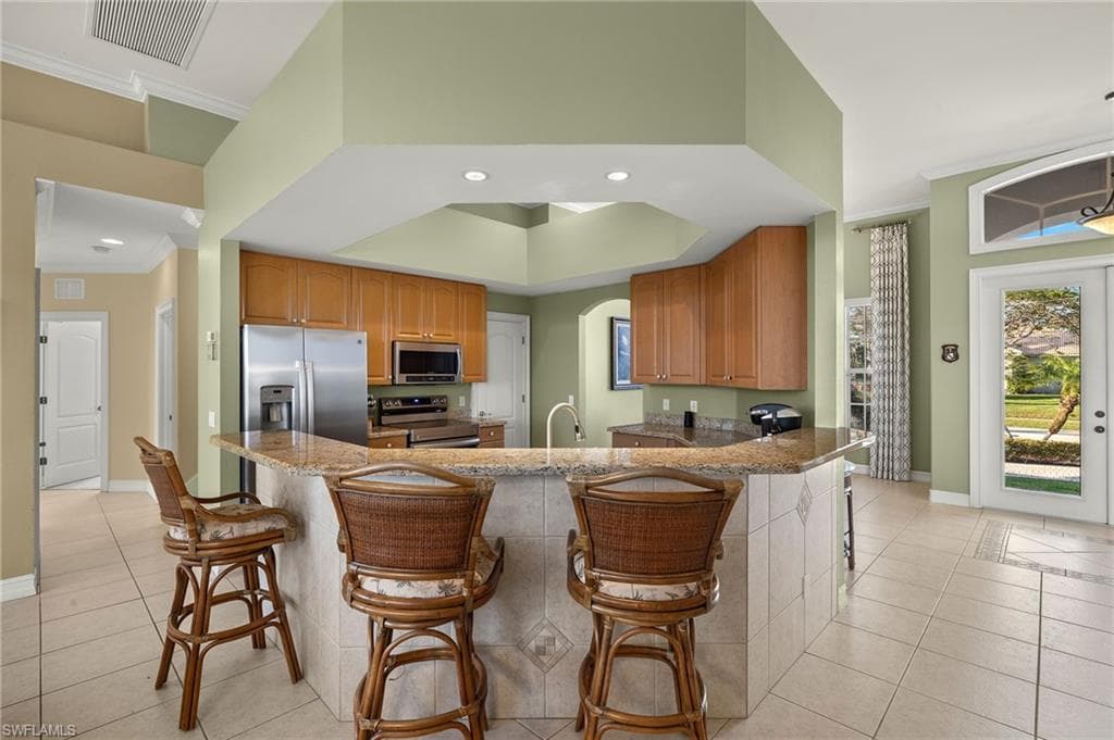 757 Bluebonnet Ct, Marco Island, FL 34145-12