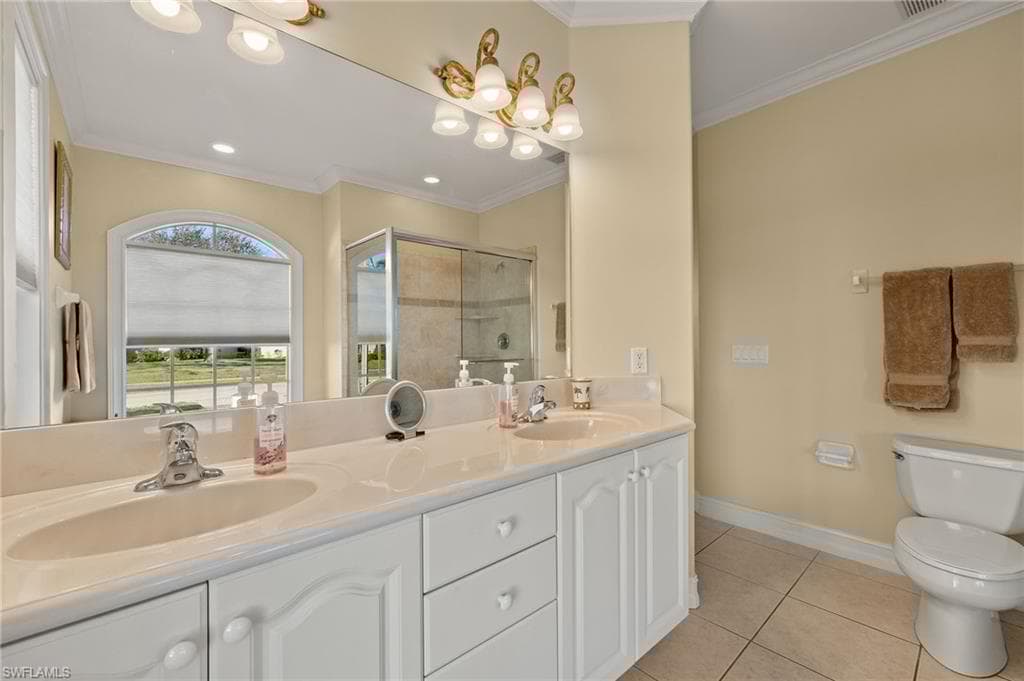757 Bluebonnet Ct, Marco Island, FL 34145-19