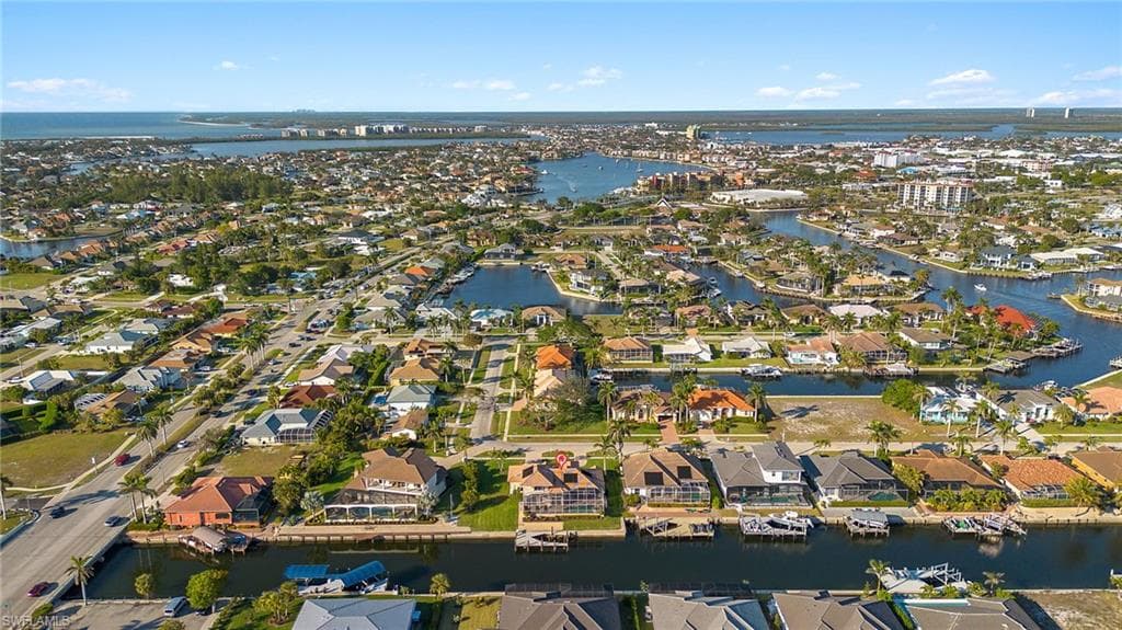 757 Bluebonnet Ct, Marco Island, FL 34145-47