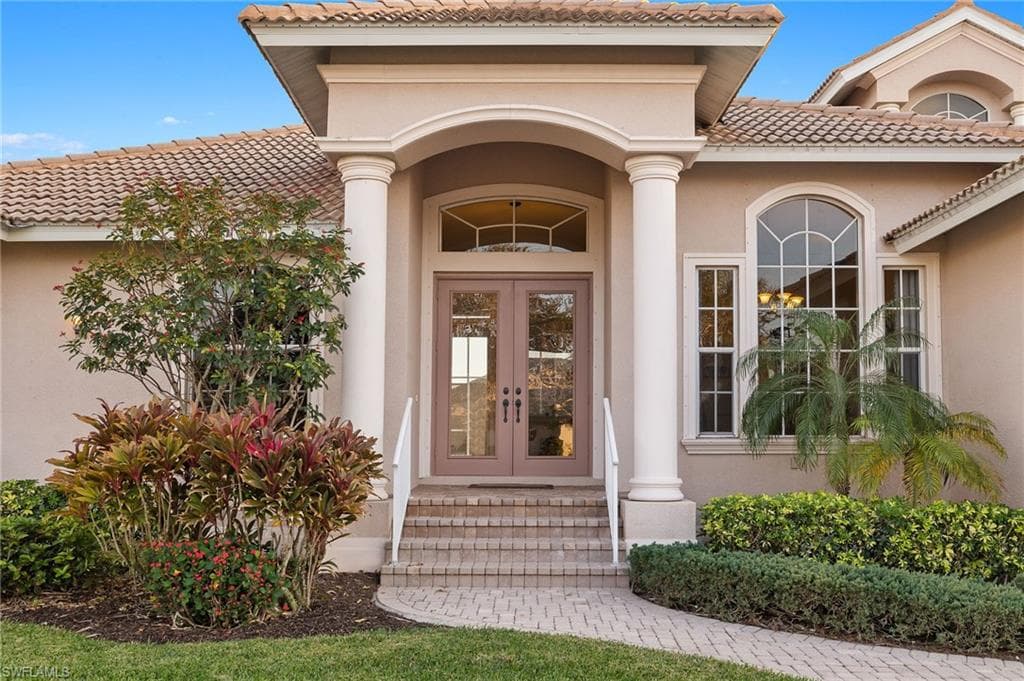 757 Bluebonnet Ct, Marco Island, FL 34145-5