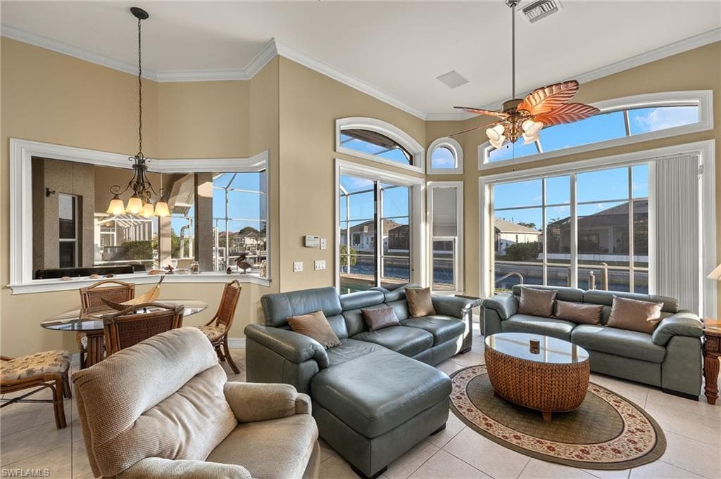 757 Bluebonnet Ct, Marco Island, FL 34145-7