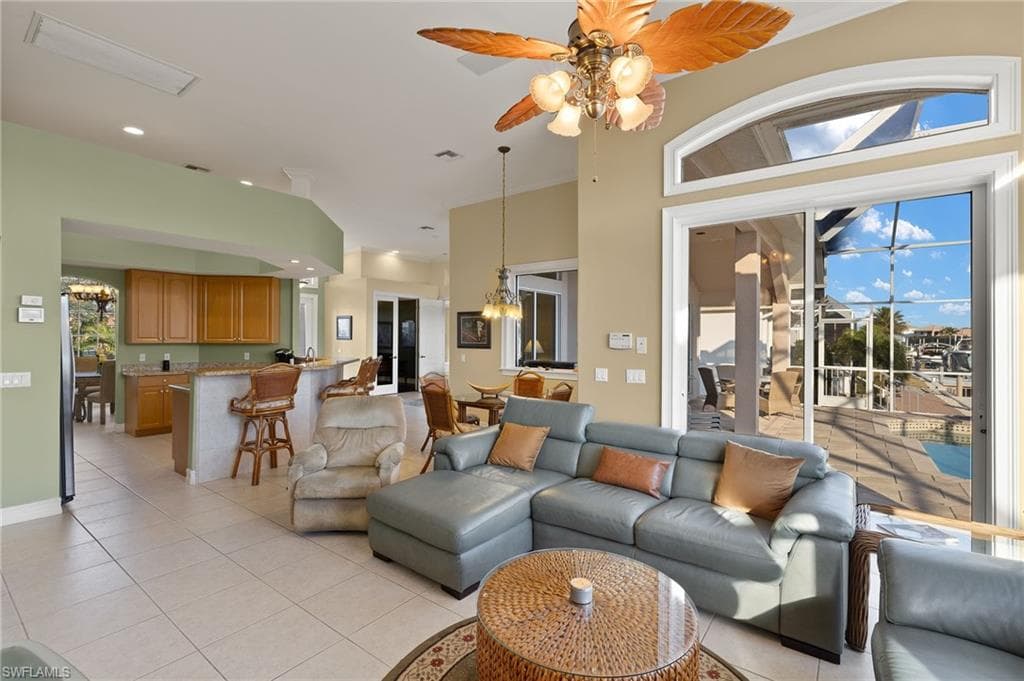 757 Bluebonnet Ct, Marco Island, FL 34145-8