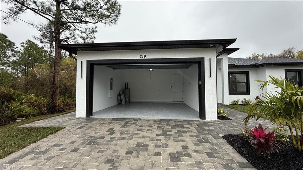 219 Malden Ave S, Lehigh Acres, FL 33974-6