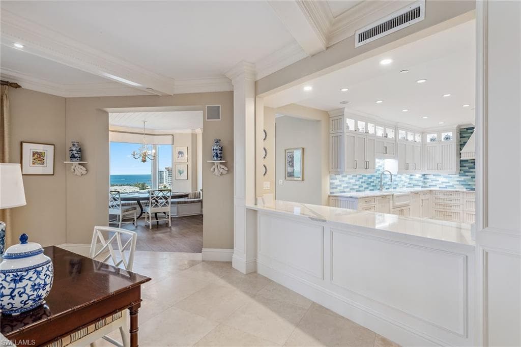8787 Bay Colony Dr 903, Naples, FL 34108-10