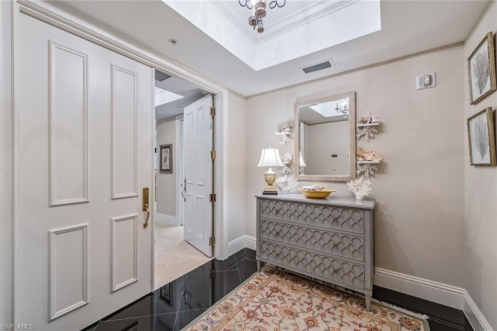 8787 Bay Colony Dr 903, Naples, FL 34108-31