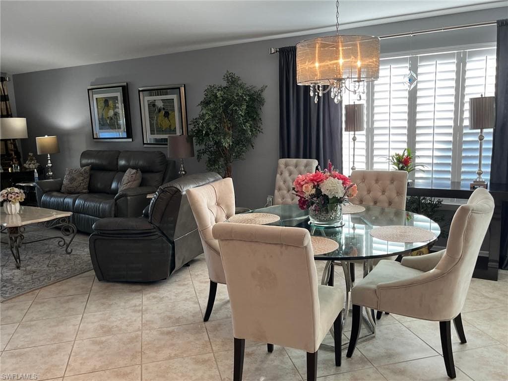 8494 Karina Ct, Naples, FL 34114-8