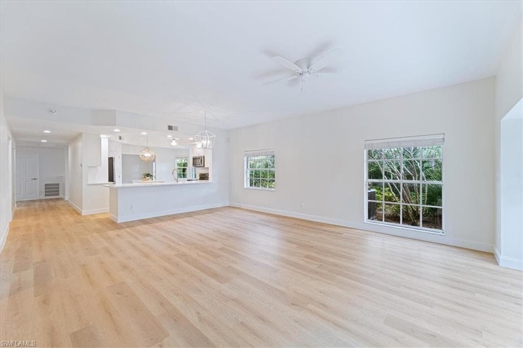 2868 Aintree Ln M101, Naples, FL 34112-9