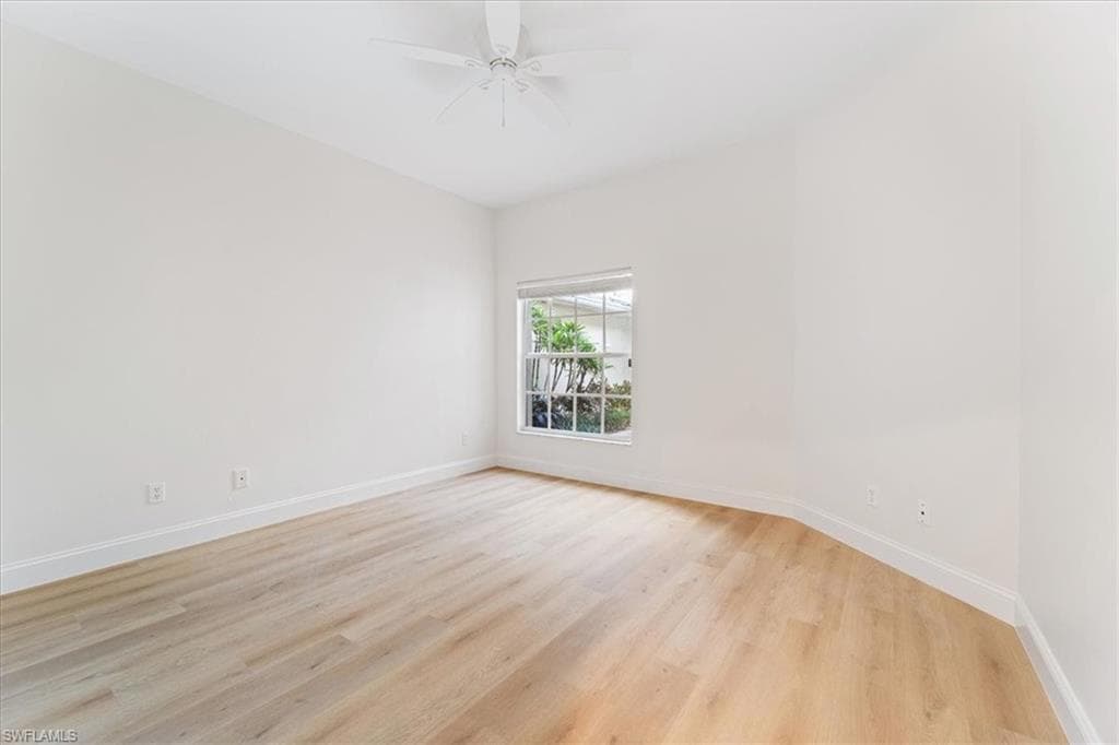 2868 Aintree Ln M101, Naples, FL 34112-23