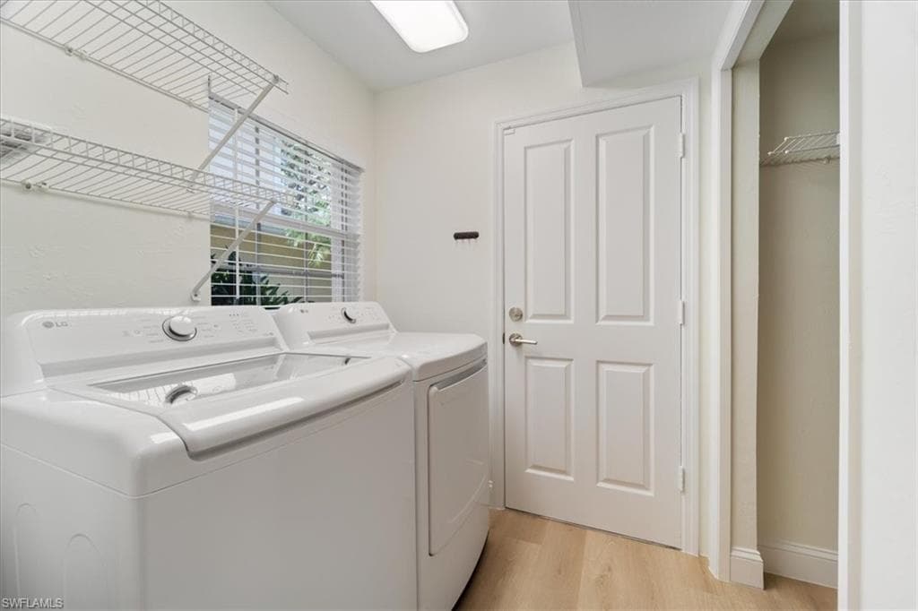 2868 Aintree Ln M101, Naples, FL 34112-32
