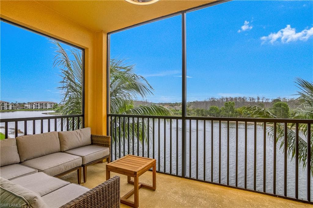 9584 Trevi Ct 5233, Naples, FL 34113-20