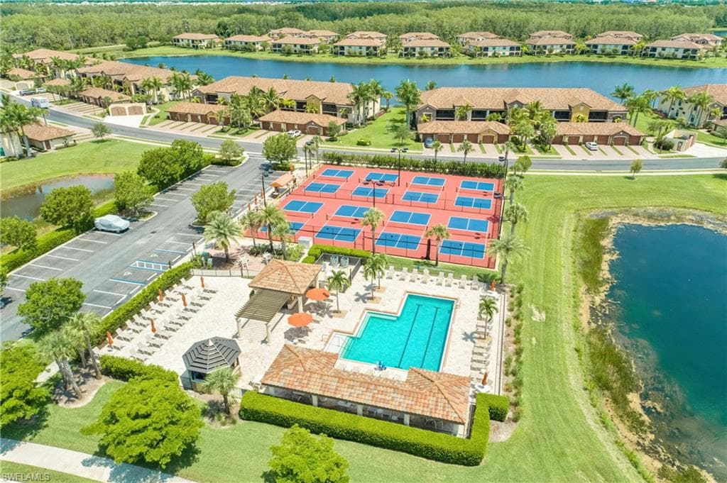 9584 Trevi Ct 5233, Naples, FL 34113-37