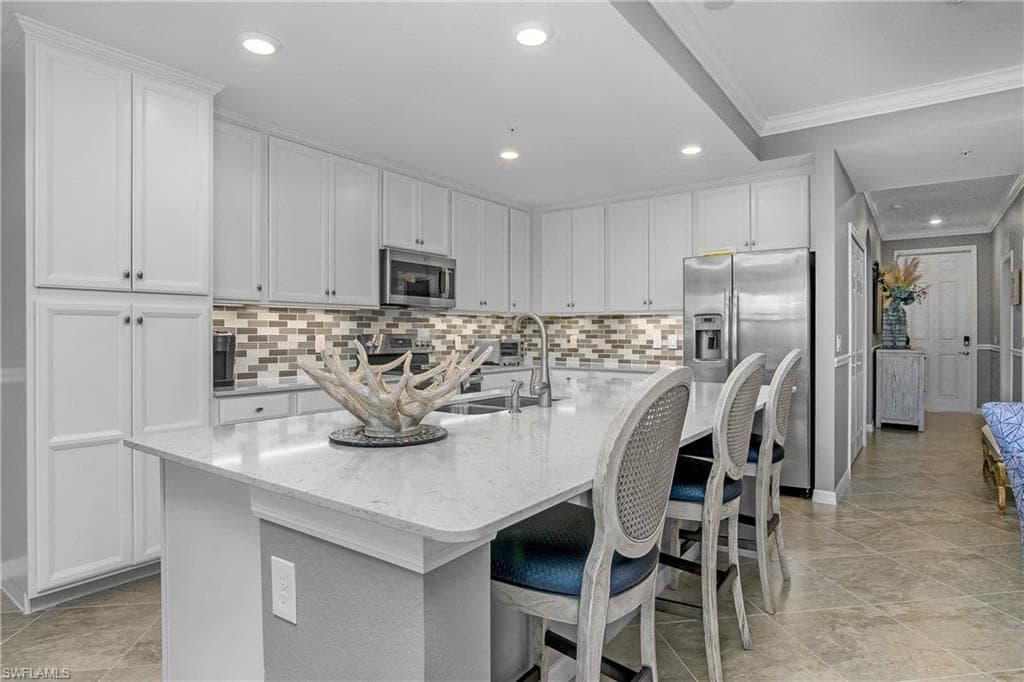 9584 Trevi Ct 5233, Naples, FL 34113-4