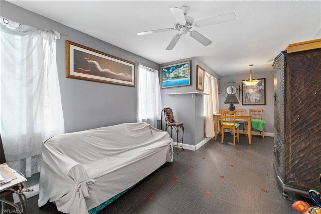 1220 Reserve Way 107, Naples, FL 34105-7