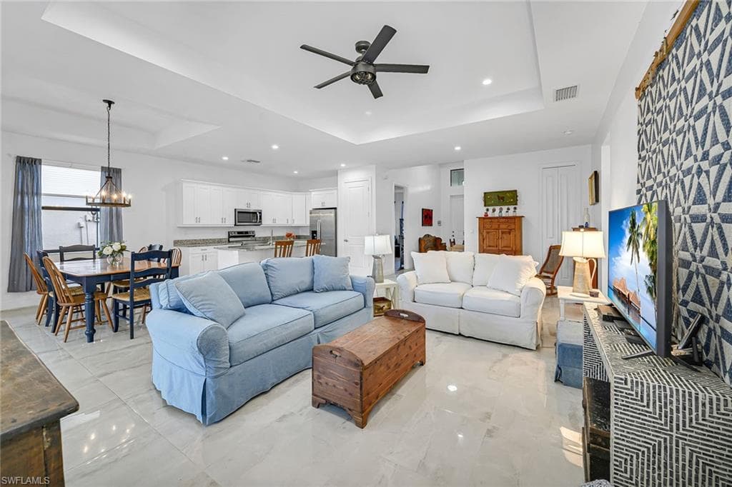 2555 68th Ave NE, Naples, FL 34120-9