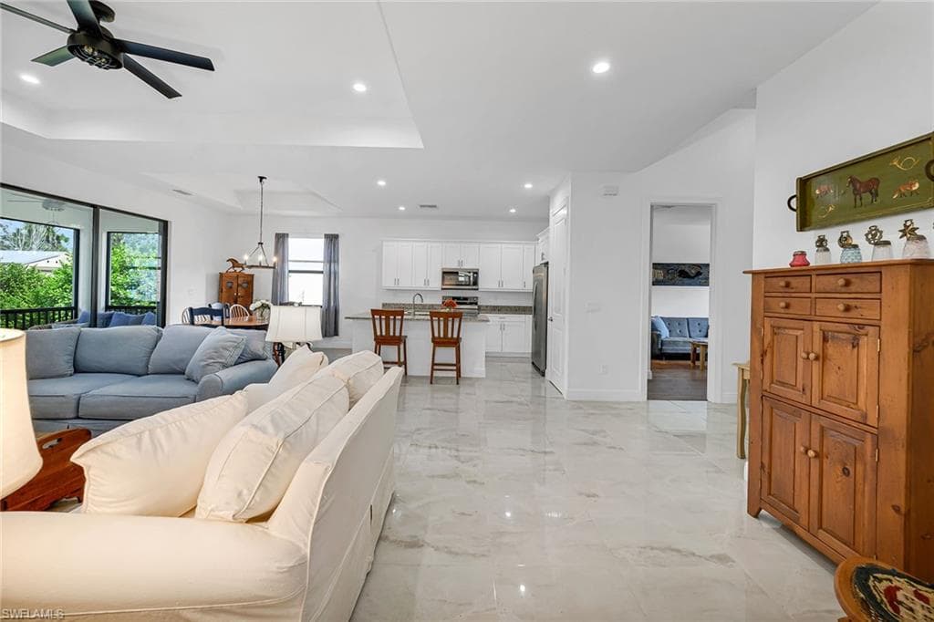 2555 68th Ave NE, Naples, FL 34120-10