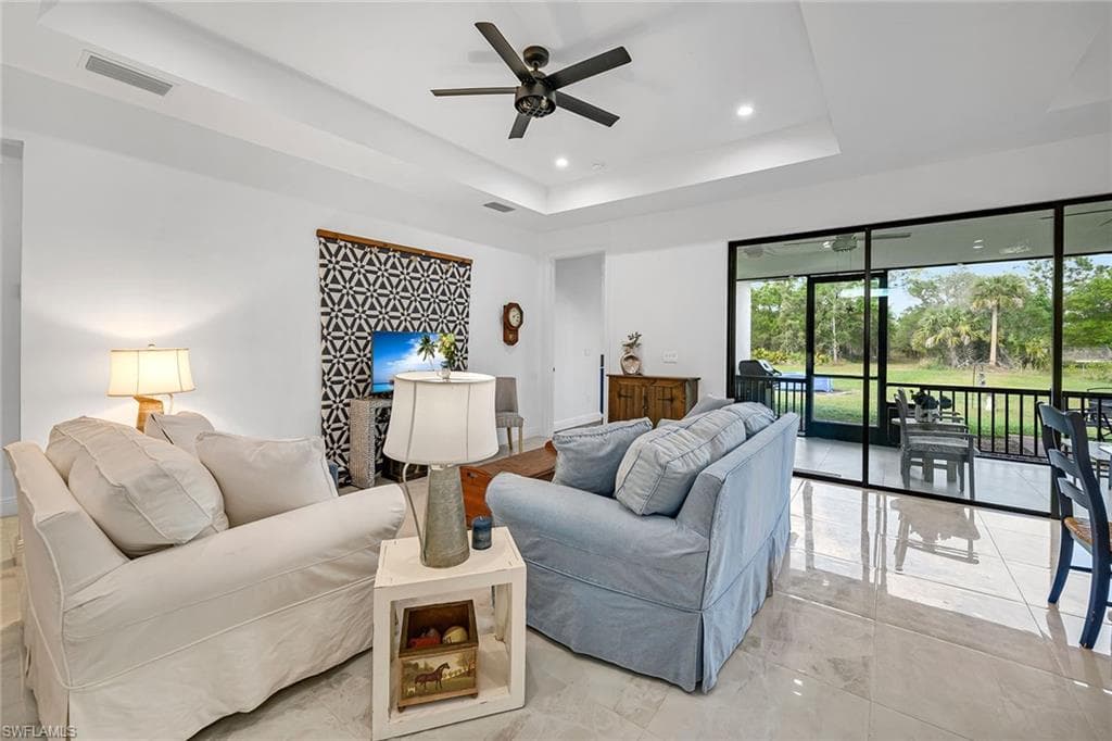 2555 68th Ave NE, Naples, FL 34120-11