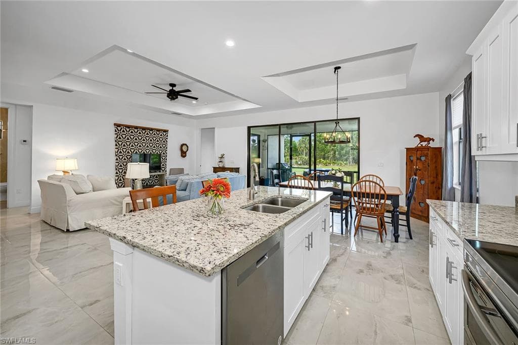 2555 68th Ave NE, Naples, FL 34120-16