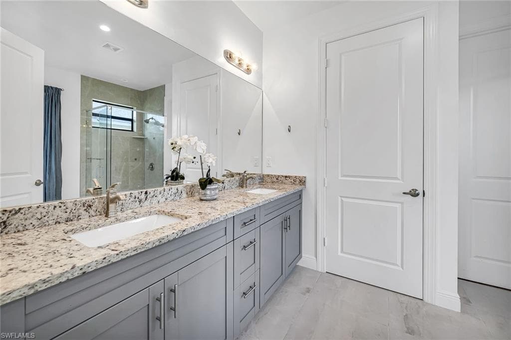 2555 68th Ave NE, Naples, FL 34120-23