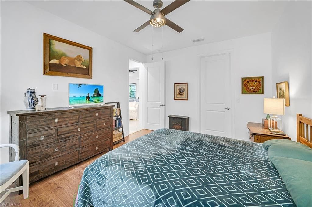 2555 68th Ave NE, Naples, FL 34120-28
