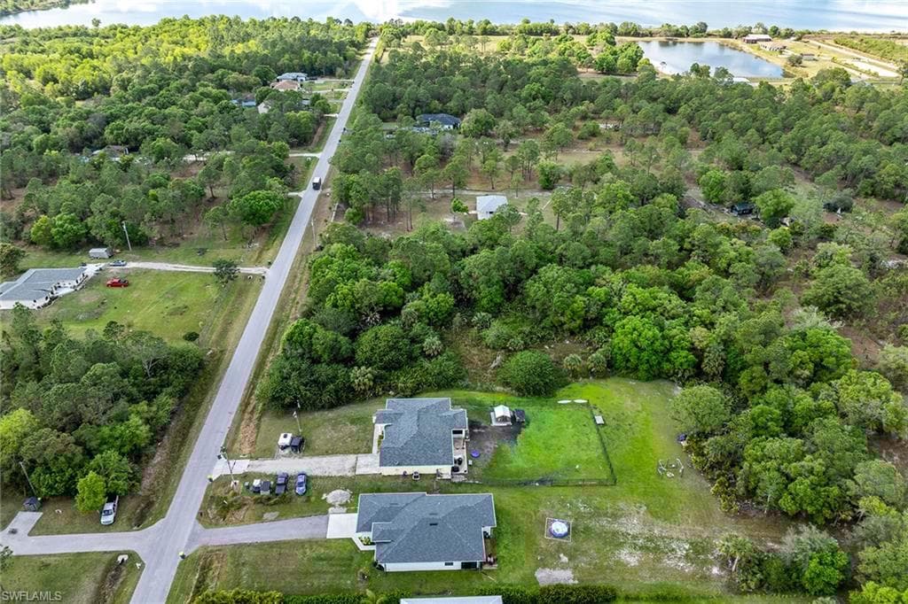 2555 68th Ave NE, Naples, FL 34120-45