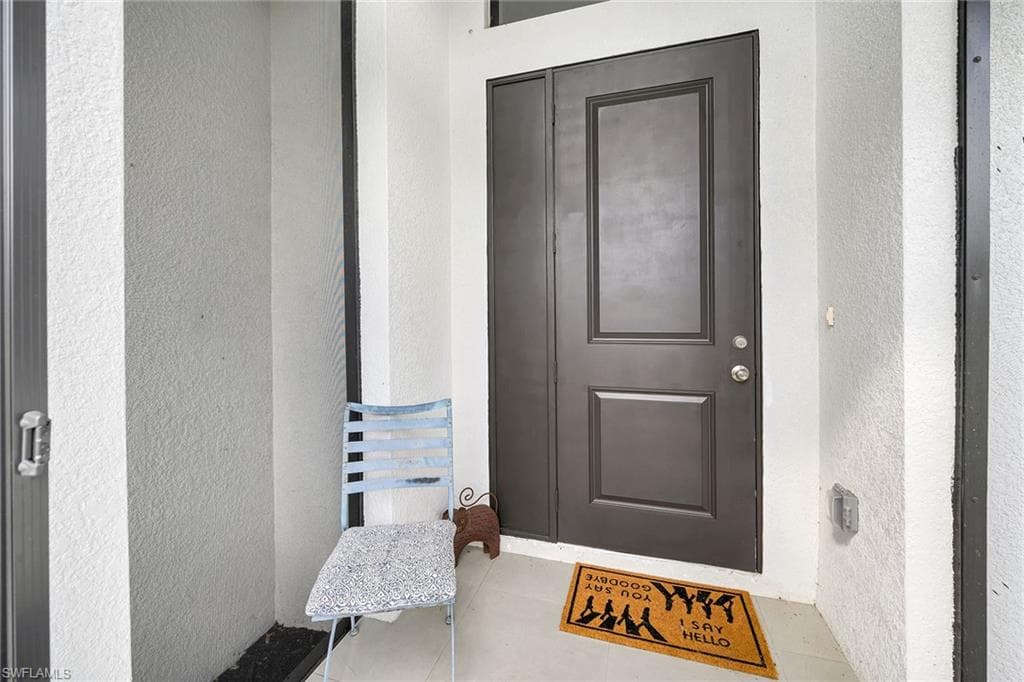 2555 68th Ave NE, Naples, FL 34120-5
