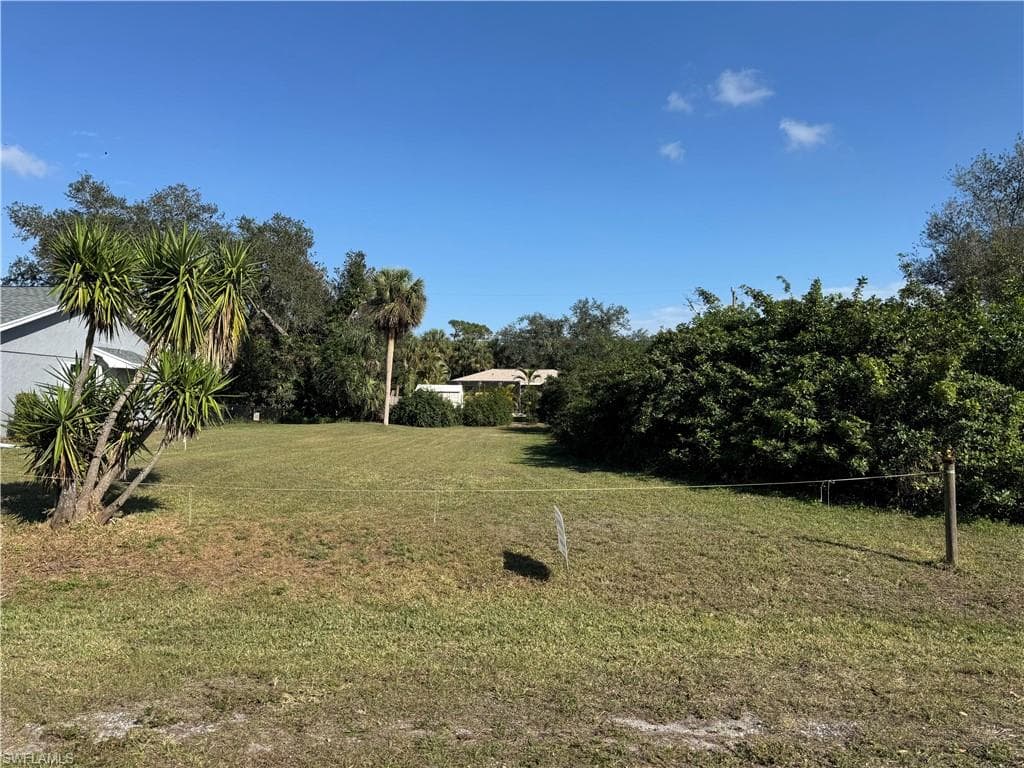 2120 Bendway Dr, Port Charlotte, FL 33948-6