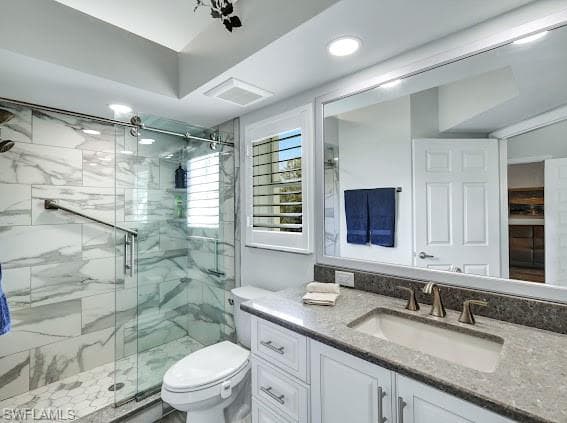 15435 Cedarwood Ln 5-301, Naples, FL 34110-19