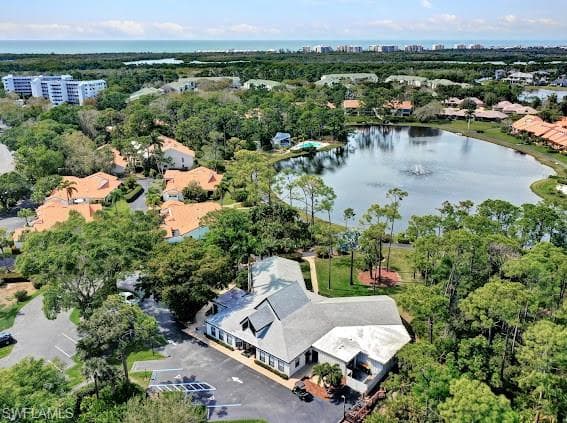 15435 Cedarwood Ln 5-301, Naples, FL 34110-29