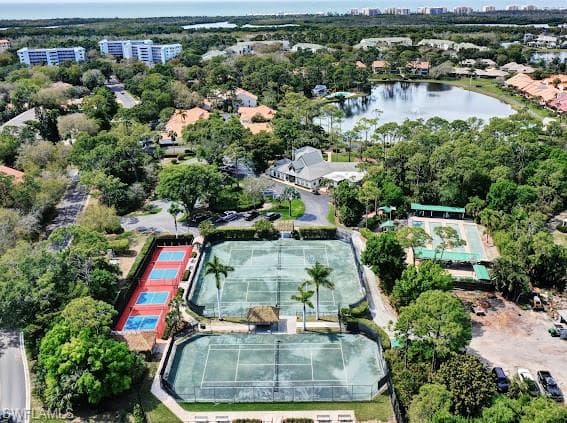 15435 Cedarwood Ln 5-301, Naples, FL 34110-30