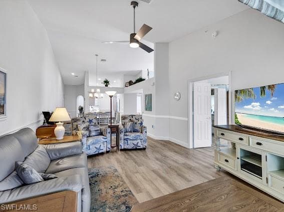 15435 Cedarwood Ln 5-301, Naples, FL 34110-5