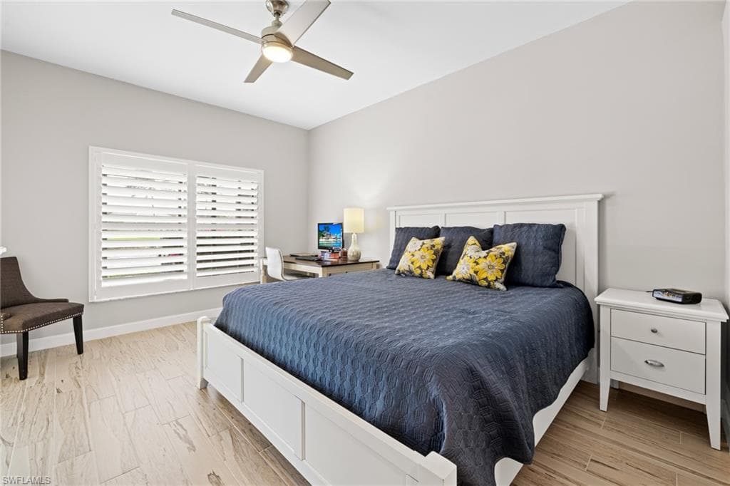 7019 Falcons Glen Blvd, Naples, FL 34113-9