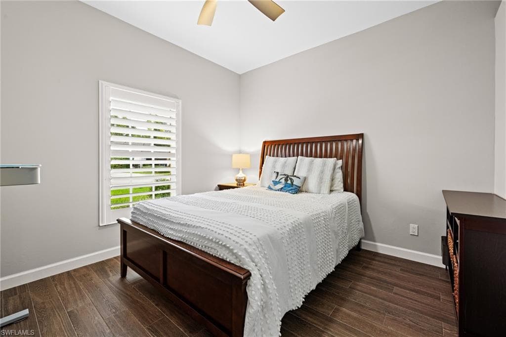 7019 Falcons Glen Blvd, Naples, FL 34113-15