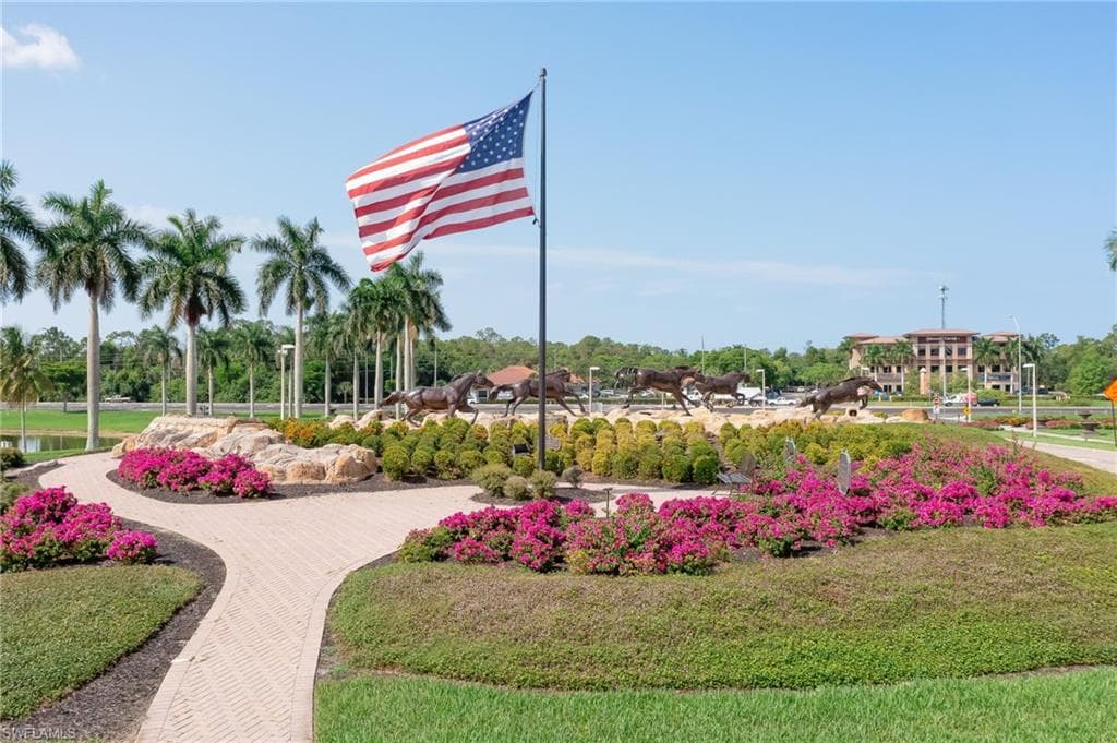 7019 Falcons Glen Blvd, Naples, FL 34113-26