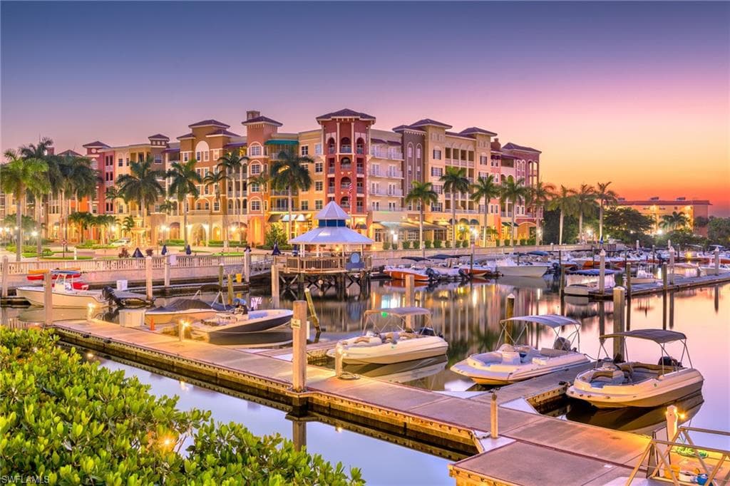 7019 Falcons Glen Blvd, Naples, FL 34113-37