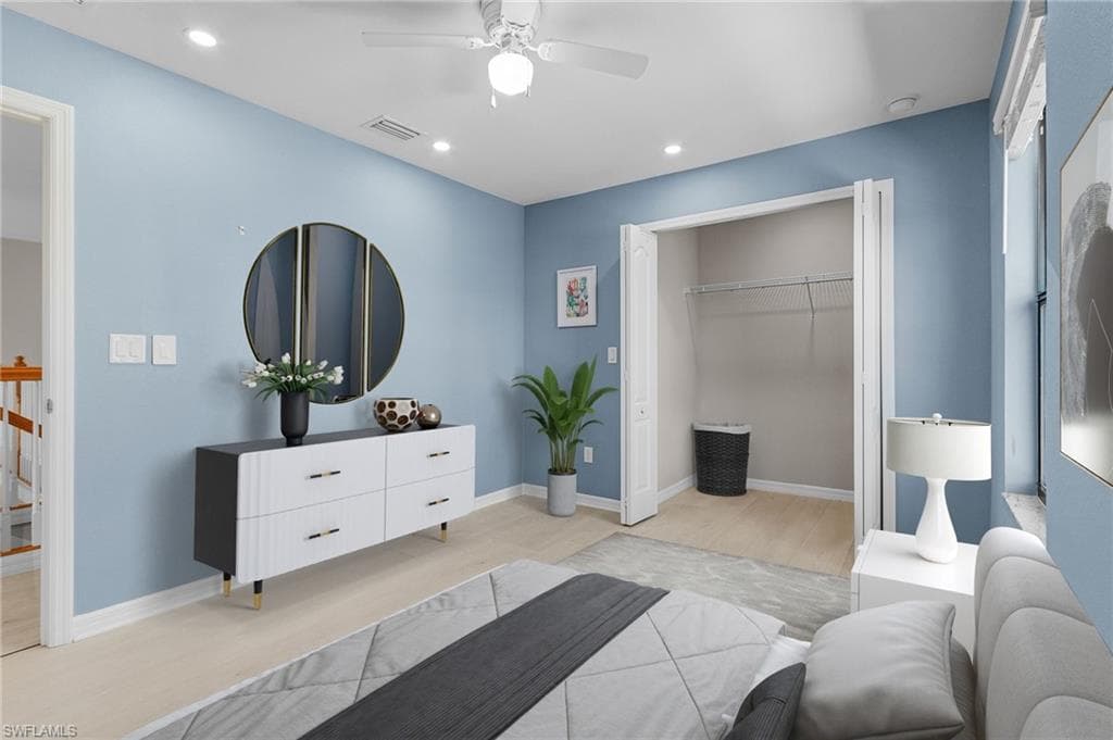 9221 Woodhurst Dr, Naples, FL 34120-31