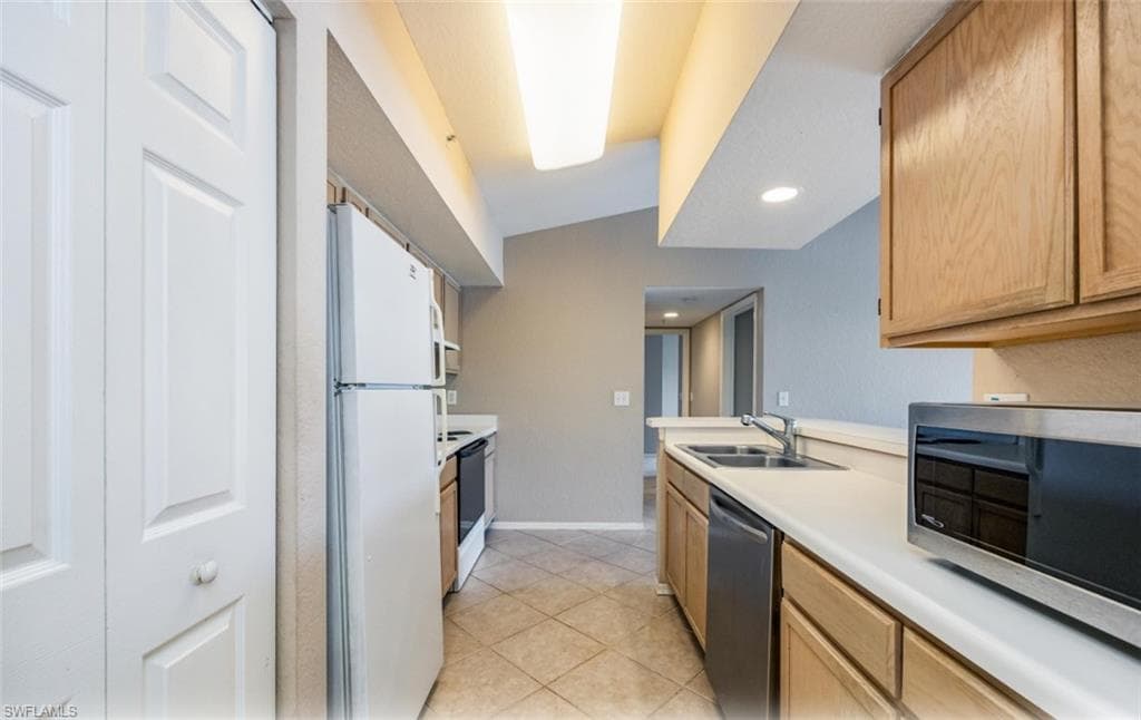 4635 Saint Croix Ln 1232, Naples, FL 34109-9