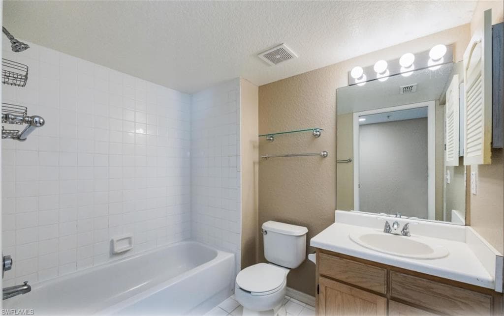 4635 Saint Croix Ln 1232, Naples, FL 34109-17
