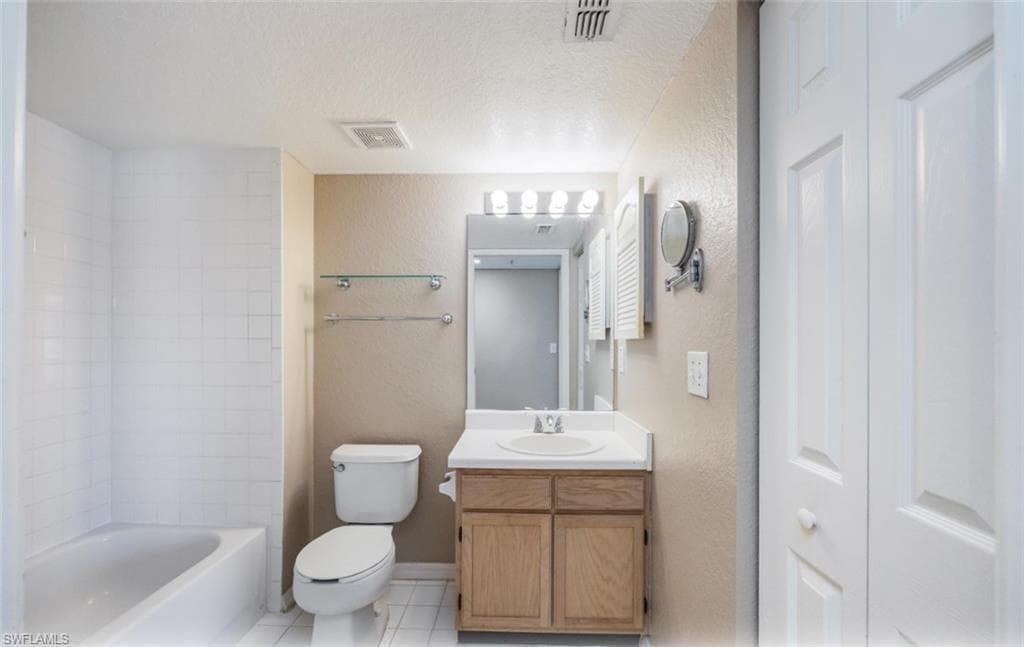 4635 Saint Croix Ln 1232, Naples, FL 34109-18