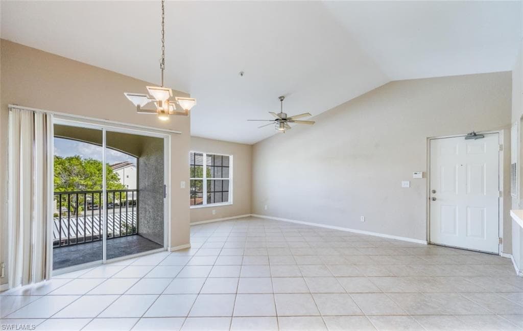 4635 Saint Croix Ln 1232, Naples, FL 34109-3