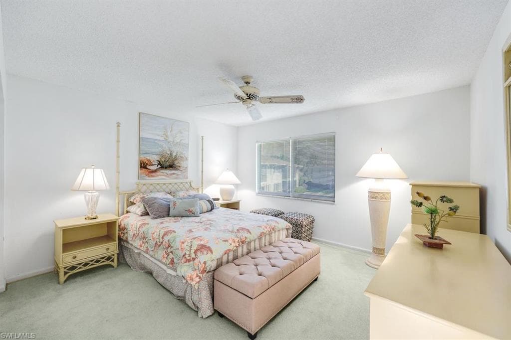 261 Memory Ln 2704, Naples, FL 34112-14