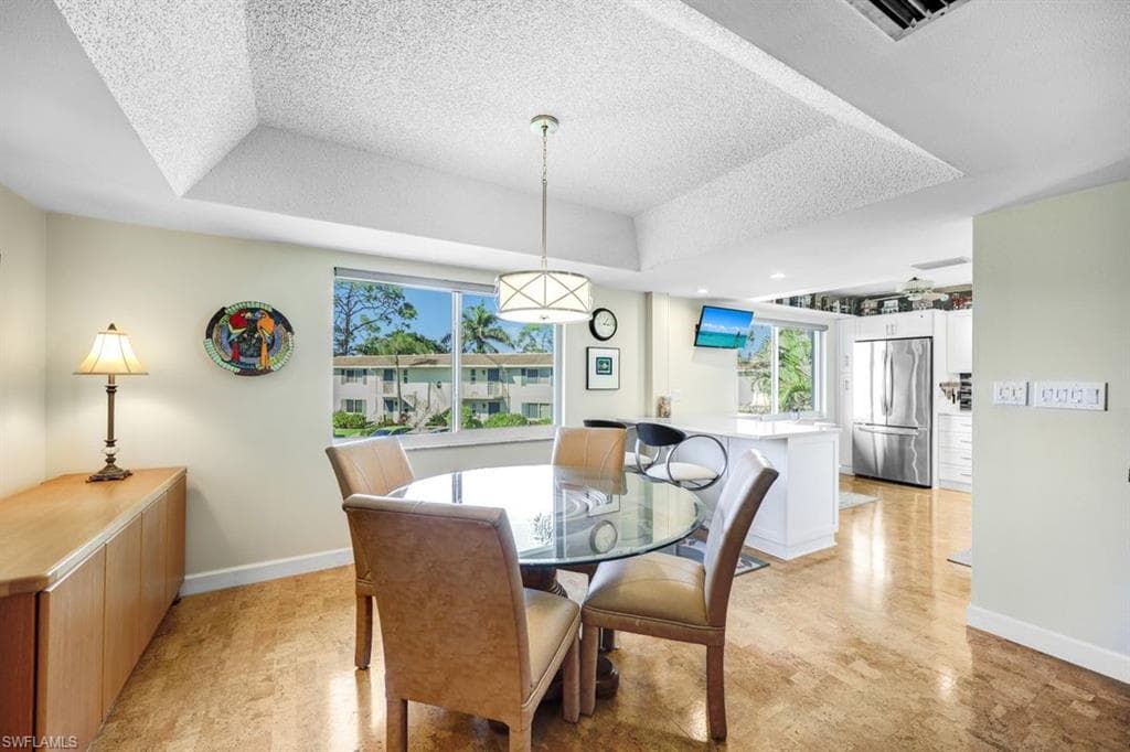 261 Memory Ln 2704, Naples, FL 34112-6