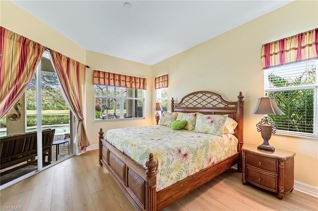 6173 Dogleg Dr, Naples, FL 34113-12