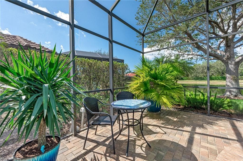 6173 Dogleg Dr, Naples, FL 34113-25