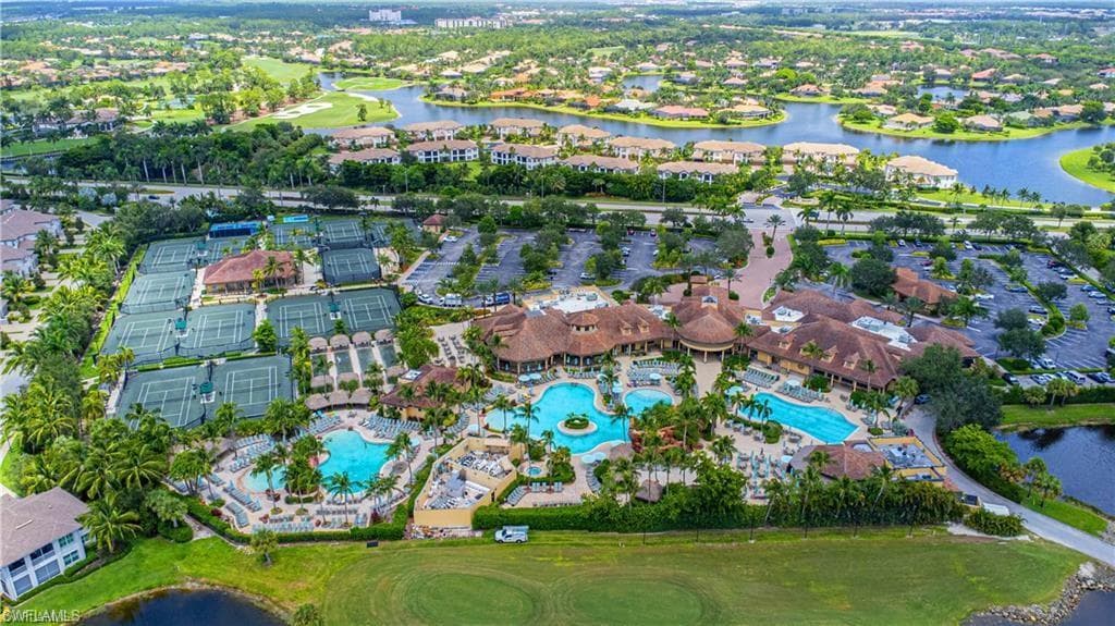 6173 Dogleg Dr, Naples, FL 34113-40