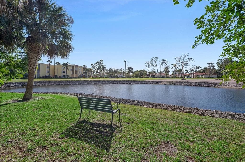 441 Quail Forest Blvd A101, Naples, FL 34105-7